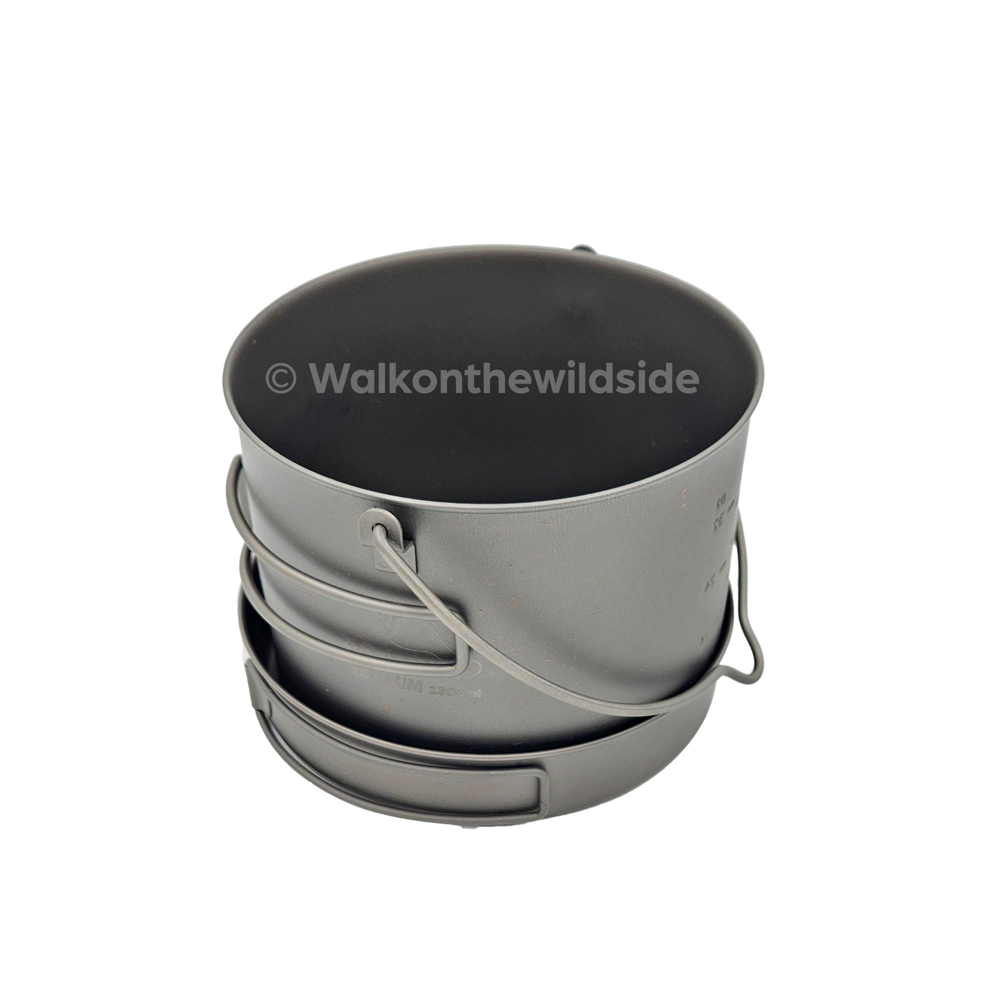 Toaks Pot 1300-BH mit PAN-130 darunter